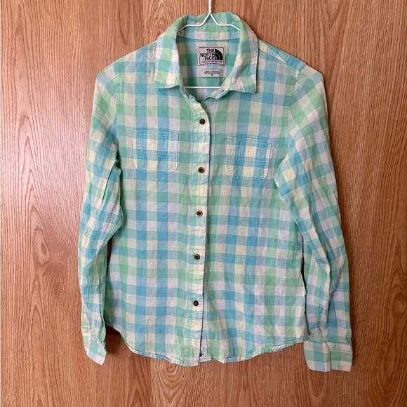 The North Face Plaid Green/ Blue and White Button Down Shirt - Picture 2 of 6
